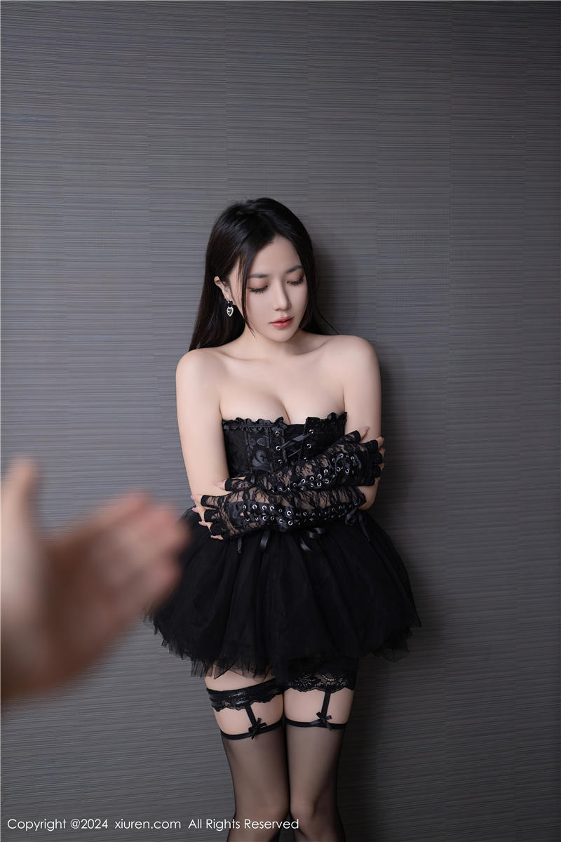 [绣人网]美媛馆 2024-03-01 Vol.8166 鱼子酱Fish